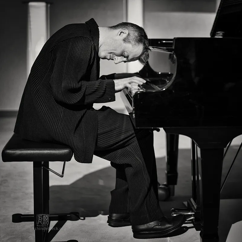 Alexander Hawkins, Pianist - Photo: Frank Schindelbeck Jazzfotografie