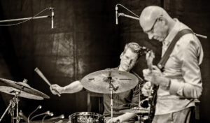 Christian Lillinger und Frank Möbus - Photo: Frank Schindelbeck