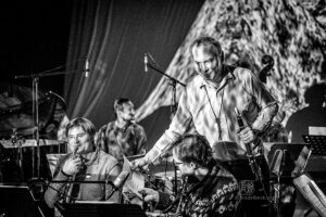 Rudi Mahall, Valentin Garvie, Pierre Morel - Sebastian Gramss - States of Play - Photo: Schindelbeck