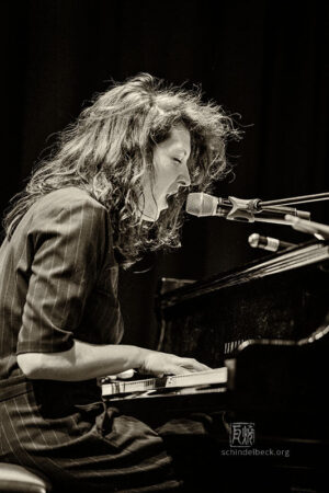 Eve Risser White Orchestra - Photo Schindelbeck