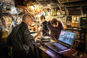 Cave 54 Session - Photo: Schindelbeck