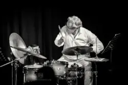 New Conference Call - Gebhard Ullmann, Joe Fonda, Uwe Oberg, Dieter Ulrich - Konzert bei art.ist Wiesbaden 251119 - Foto: Frank Schindelbeck Jazzfotografie