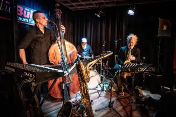 Lömsch Lehmann, Matthias Debus, Erwin Ditzner - mit dem Programm und ihrer Doppel-LP "Die Motive des Richard W." - Konzert in der Studiobühne Fürth von Matthias Dörsam - Frank Schindelbeck Fotografie