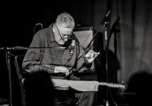Fred Frith - Photo: Schindelbeck Fotografie